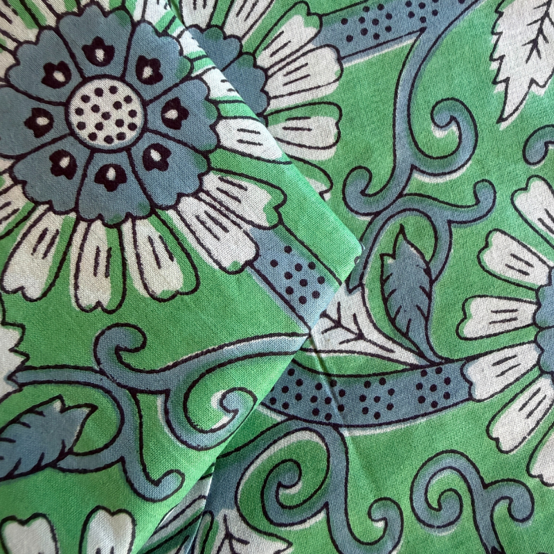 Daisy Scroll Sage Green