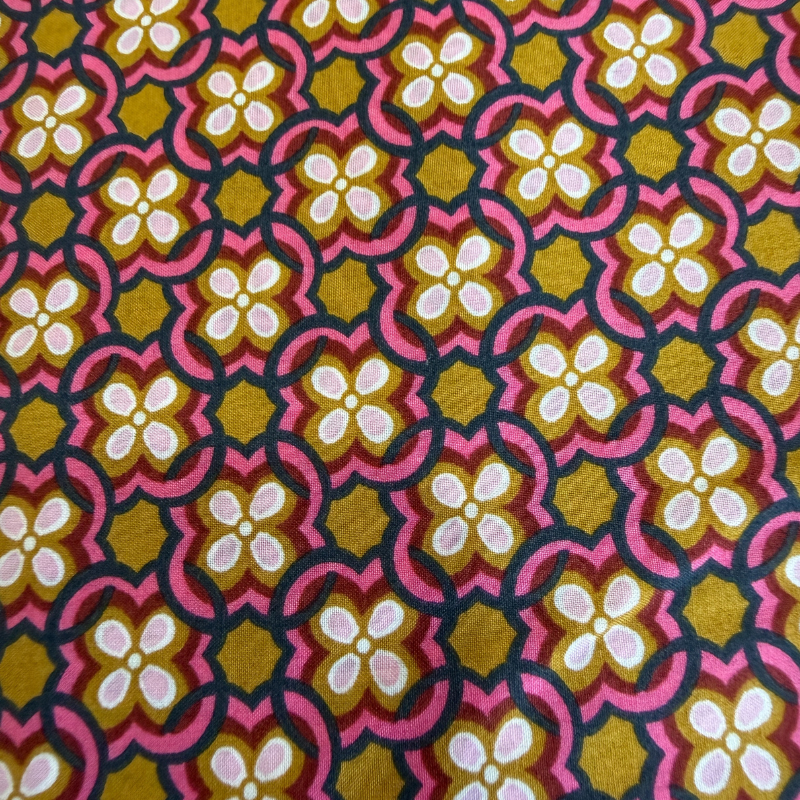 Floral Rebellion Daisy Link B